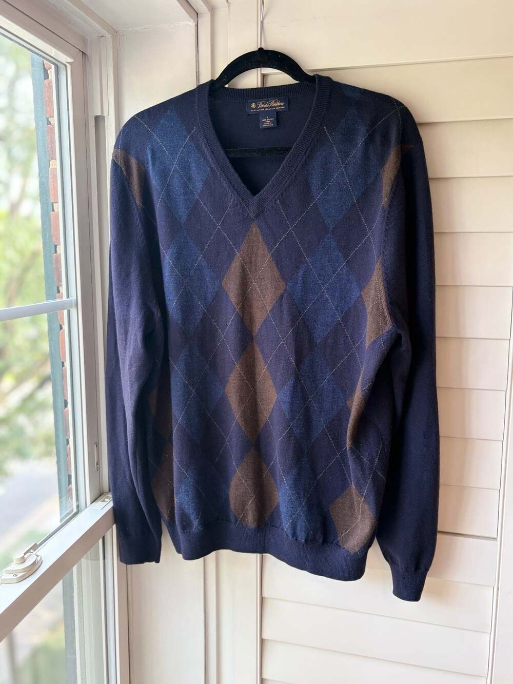 Brooks Brothers Extra Fine Italian Merino Wool Argyle V-Neck Sweater